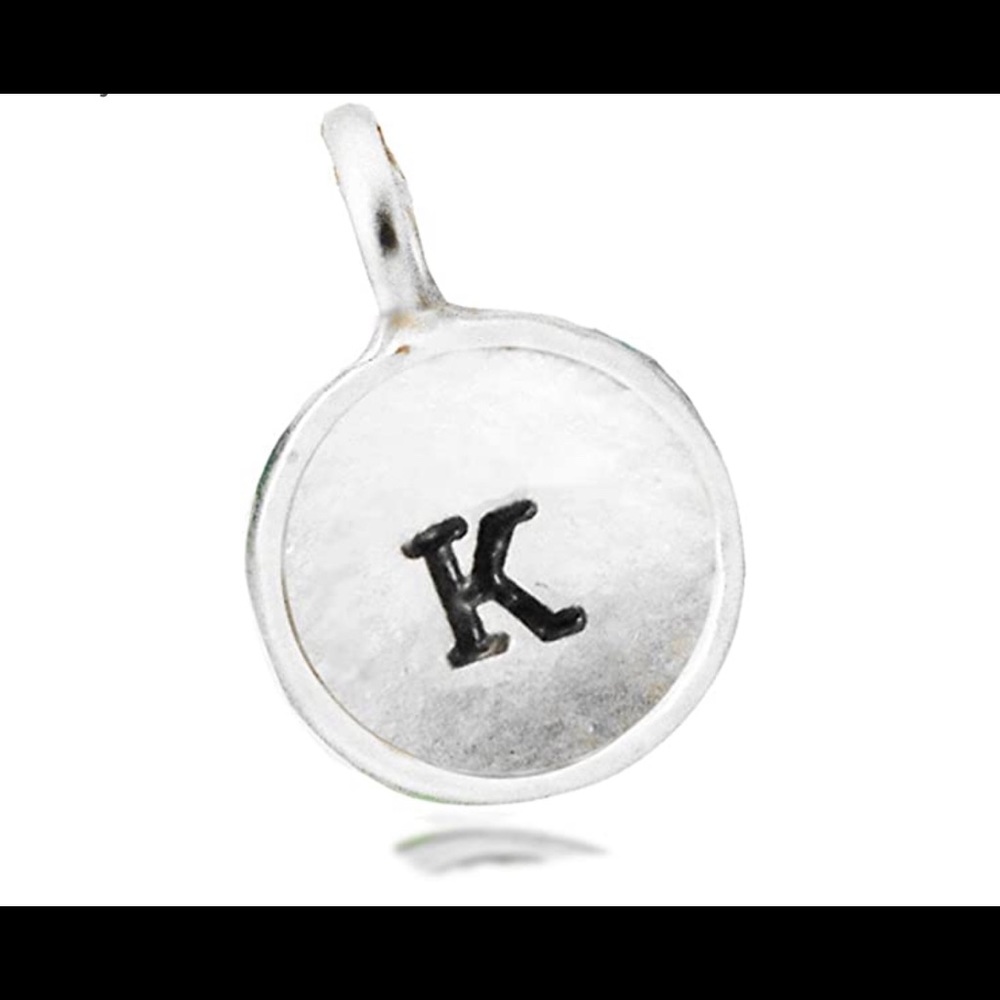 🥰 Lucky Feather sterling silver plated charm